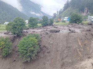 Massive cloudburst in J-K's Kishtwar; 17 killed, 65 rescued so far