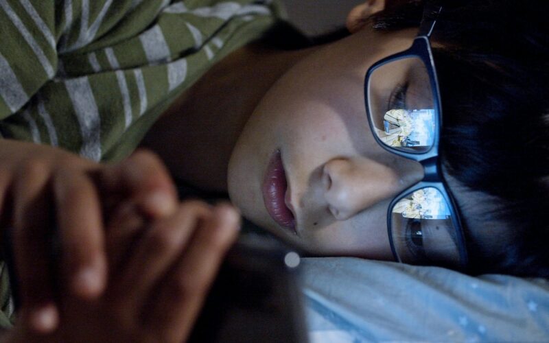 What Screen Time Really Does to Kids’ Brains – The Science Is Less Clear Than You Think