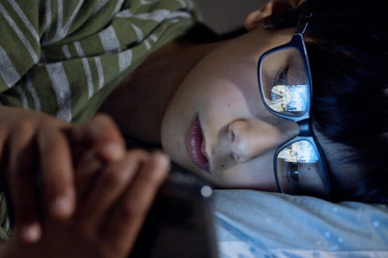 What Screen Time Really Does to Kids’ Brains – The Science Is Less Clear Than You Think