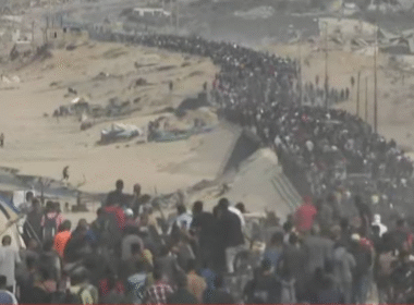 Living hostages, Palestinian prisoners released as part of ceasefire in Gaza