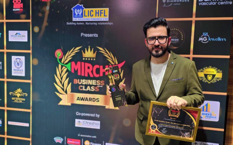 Kashmiri dermatologist Mir Shahnawaz honoured with clinical excellence award 2026