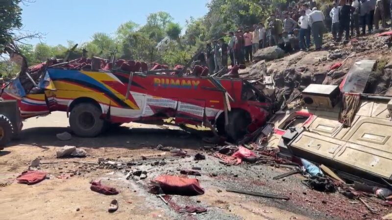 Bus Accident in Udhampur: 15 Killed as Vehicle Rolls Down Hill in Jammu & Kashmir