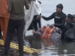 Mother, Son Found Clinging to Each Other After Boat Capsizes in Narmada