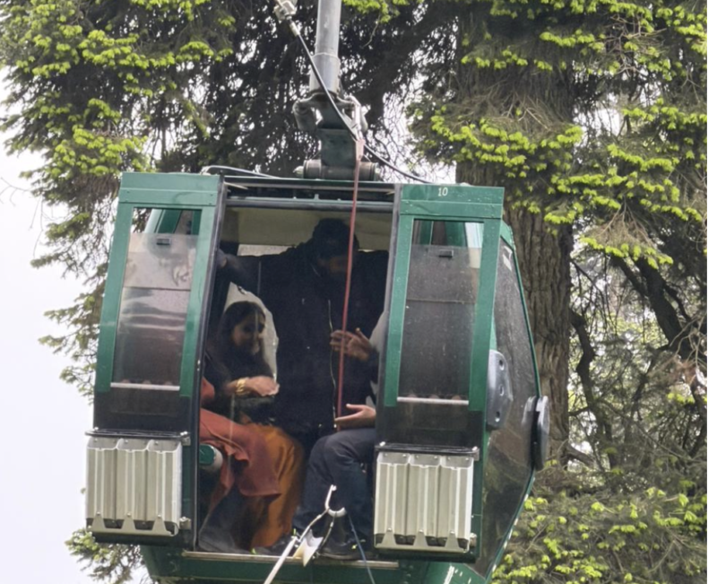 300 tourists rescued in seven-hour operation after Gulmarg Gondola malfunctions