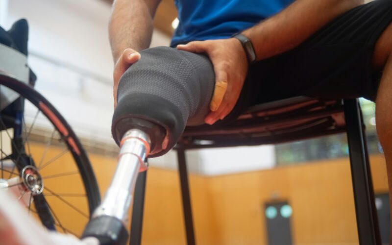 Scientists use AI to develop bone-like materials for stronger hip replacements