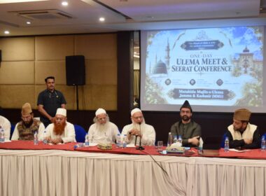 The call was made at a One-Day Ulema Meet and Seerat Conference held in Srinagar on Tuesday under the chairmanship of Mirwaiz Umar Farooq. The conference, held after a gap of more than two years following permission from the authorities, was attended by more than 70 Ulema and Mashaikh from Jammu and Kashmir and Ladakh.
